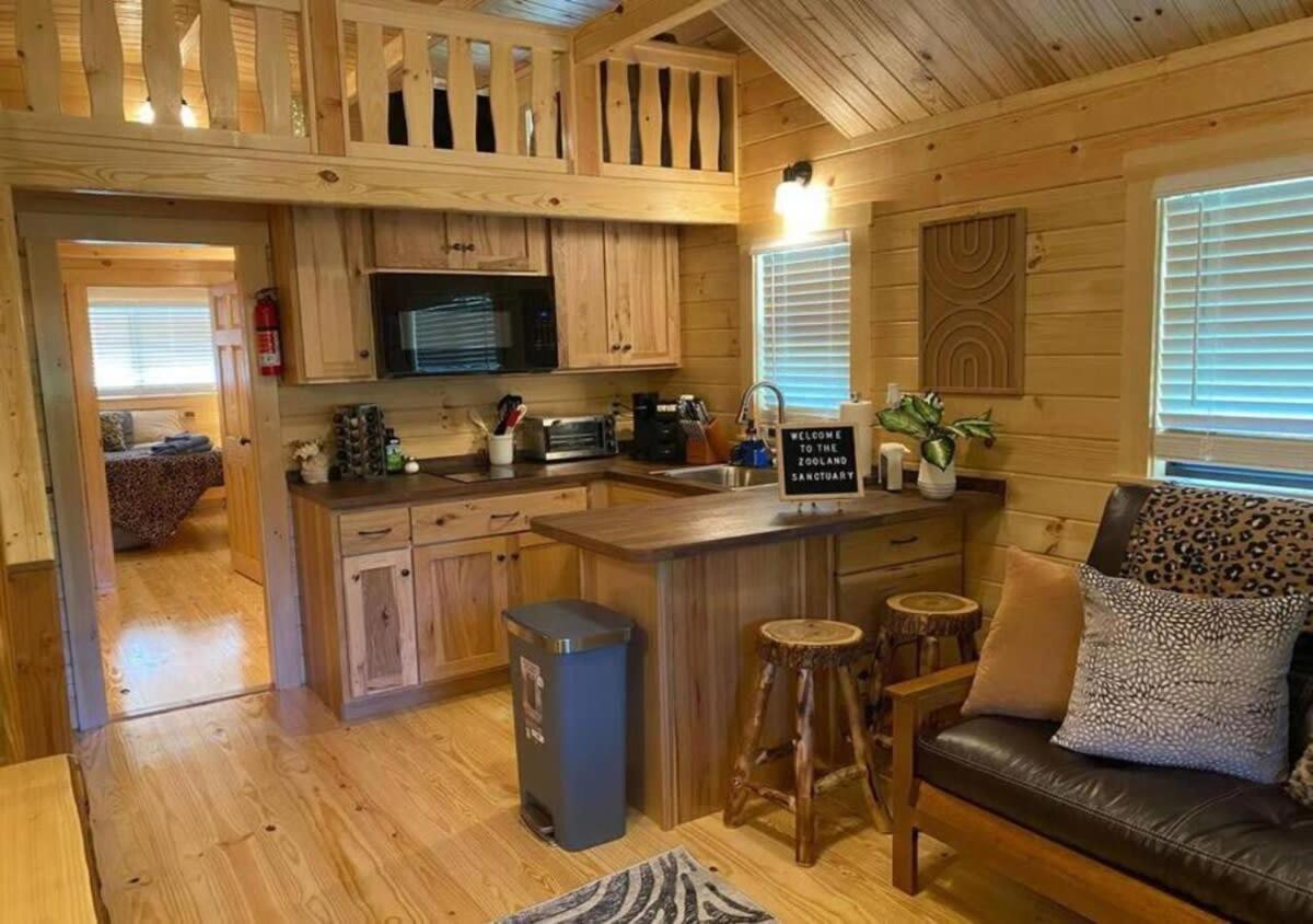 Serene 1Br Cabin Near Nc Z00 With Loft & Waterview Asheboro Exteriör bild