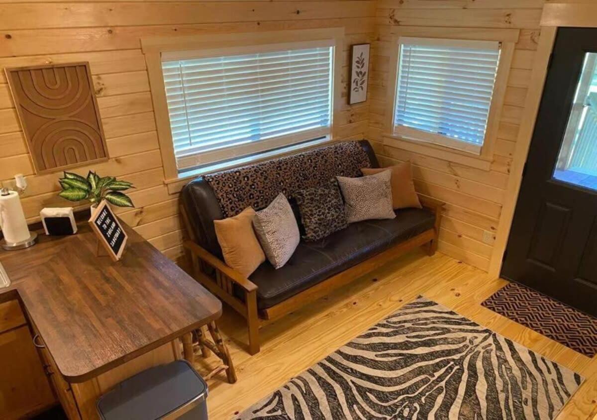 Serene 1Br Cabin Near Nc Z00 With Loft & Waterview Asheboro Exteriör bild